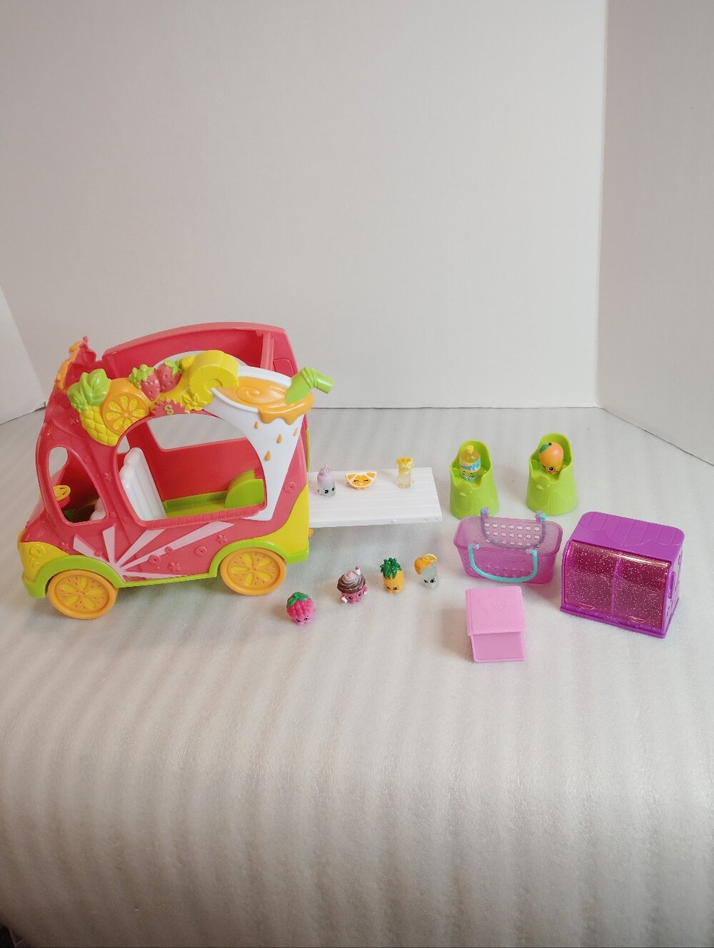 Shopkins Fruit Yruck- Pink & Green